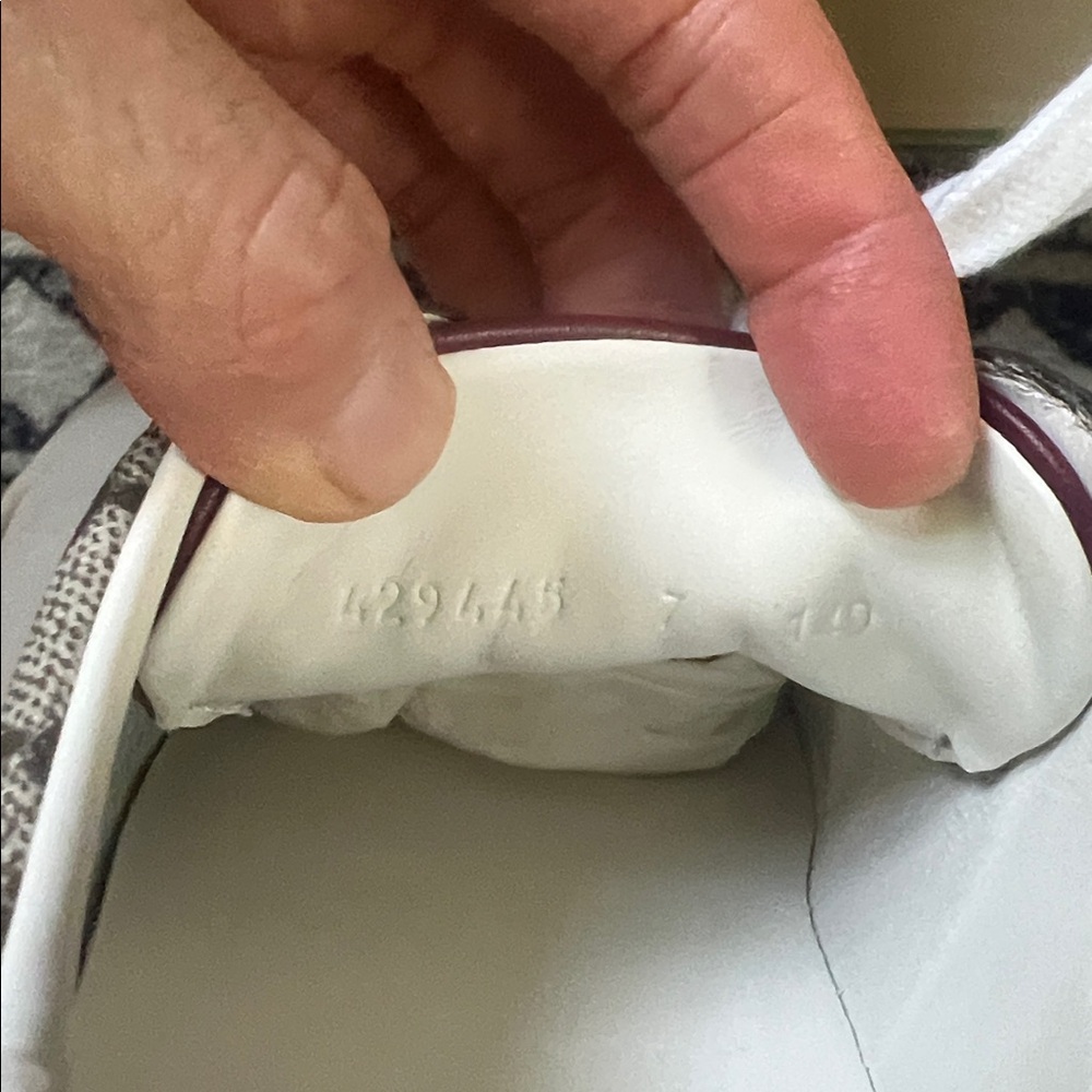 Gucci Green Sneakers - Picture 8 of 9